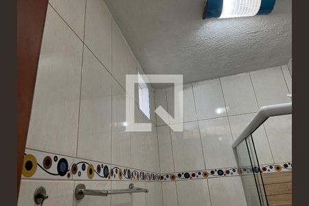Casa à venda com 185m², 2 quartos e 1 vagaBanheiro Social
