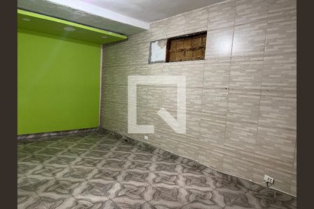 Sala de casa à venda com 2 quartos, 185m² em Parque Imperial, São Paulo