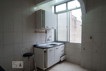 Apartamento à venda com 74m², 2 quartos e sem vagaCozinha