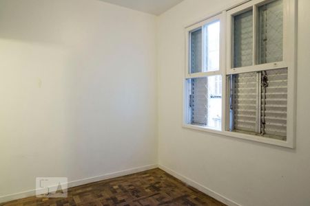 Quarto 1 de apartamento para alugar com 2 quartos, 74m² em Centro Histórico, Porto Alegre