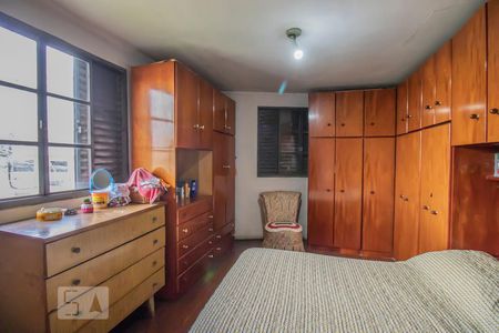 Casa à venda com 213m², 3 quartos e 1 vagaSuíte