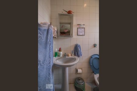 Casa à venda com 213m², 3 quartos e 1 vagaBanheiro