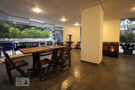 Apartamento à venda com 76m², 3 quartos e 1 vagaSalão de Festas