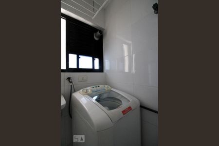 Apartamento à venda com 76m², 3 quartos e 1 vagaÁrea de Serviço