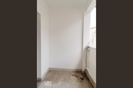 Casa à venda com 390m², 4 quartos e 5 vagas Casa à venda com 390m², 4 quartos e 5 vagasSacada da Suíte 4