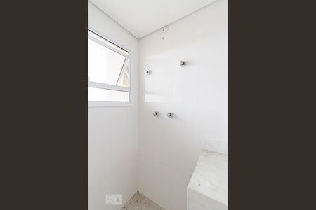 Casa à venda com 390m², 4 quartos e 5 vagas Casa à venda com 390m², 4 quartos e 5 vagasBanheiro da Suíte 1