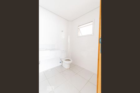 Casa à venda com 390m², 4 quartos e 5 vagas Casa à venda com 390m², 4 quartos e 5 vagasLavabo