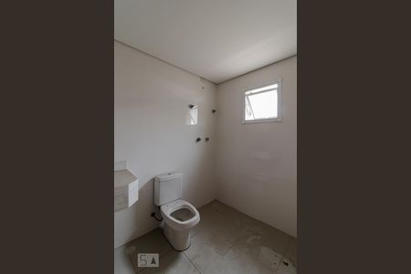 Casa à venda com 390m², 4 quartos e 5 vagas Casa à venda com 390m², 4 quartos e 5 vagasBanheiro da Suíte 3