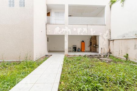 Casa à venda com 390m², 4 quartos e 5 vagas Casa à venda com 390m², 4 quartos e 5 vagasQuintal