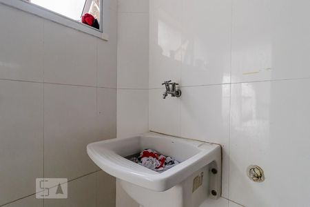 Casa à venda com 390m², 4 quartos e 5 vagas Casa à venda com 390m², 4 quartos e 5 vagasÁrea de Serviço