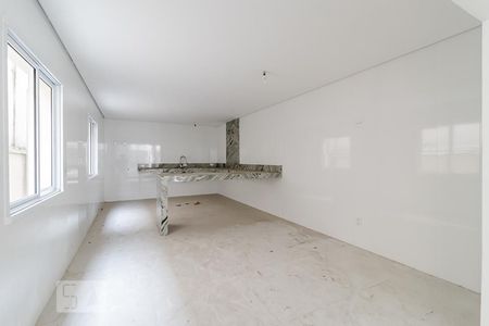 Casa à venda com 390m², 4 quartos e 5 vagas Casa à venda com 390m², 4 quartos e 5 vagasCozinha
