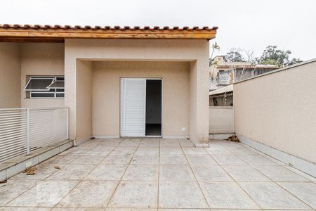 Casa à venda com 390m², 4 quartos e 5 vagas Casa à venda com 390m², 4 quartos e 5 vagasSacada da Suíte 1
