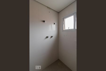 Casa à venda com 390m², 4 quartos e 5 vagas Casa à venda com 390m², 4 quartos e 5 vagasBanheiro da Suíte 2