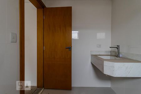 Casa à venda com 390m², 4 quartos e 5 vagas Casa à venda com 390m², 4 quartos e 5 vagasBanheiro da Suíte 3