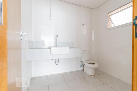 Casa à venda com 390m², 4 quartos e 5 vagas Casa à venda com 390m², 4 quartos e 5 vagasLavabo