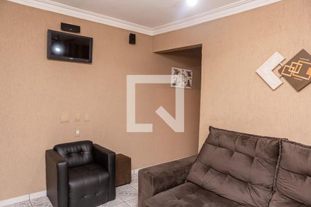 Sala de casa à venda com 3 quartos, 219m² em Vila Nhocune, São Paulo
