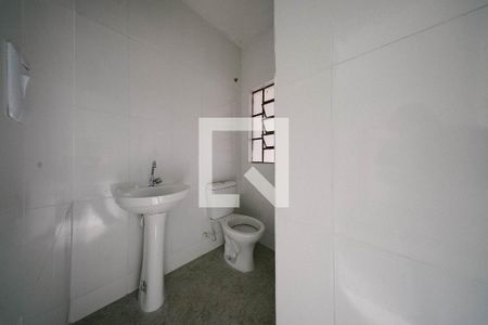 Banheiro de casa para alugar com 1 quarto, 80m² em Penha de França, São Paulo