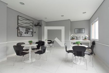 Apartamento para alugar com 32m², 1 quarto e 1 vaga Apartamento para alugar com 32m², 1 quarto e 1 vagaÁrea comum - Salão de festas