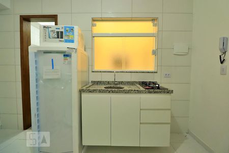 Cozinha de kitnet/studio para alugar com 1 quarto, 15m² em Vila Sao Pedro, Santo André