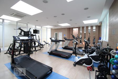 Apartamento à venda com 172m², 3 quartos e 4 vagasÁrea comum - Academia