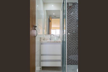 BANHEIRO de apartamento para alugar com 2 quartos, 42m² em Pirituba, São Paulo