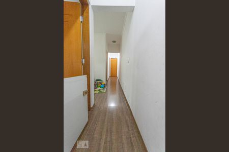 Corredor  de casa à venda com 5 quartos, 356m² em Taboão, São Bernardo do Campo