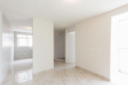 Sala de apartamento para alugar com 2 quartos, 46m² em Jacarepaguá, Rio de Janeiro
