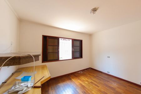 Quarto 1 de casa para alugar com 3 quartos, 120m² em Vila Leonor, São Paulo