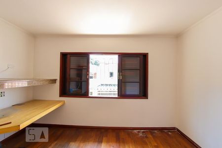 Quarto 1 de casa para alugar com 3 quartos, 120m² em Vila Leonor, São Paulo
