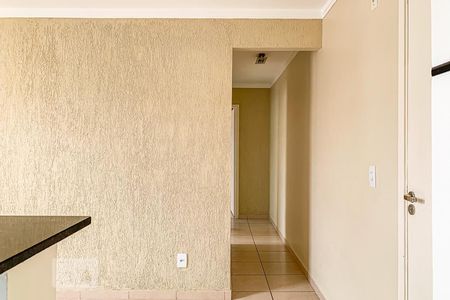 Corredor de apartamento para alugar com 2 quartos, 51m² em Jardim Nova Europa, Campinas