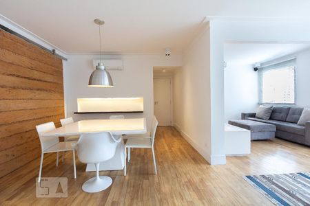 Sala de apartamento para alugar com 2 quartos, 110m² em Itaim Bibi, São Paulo
