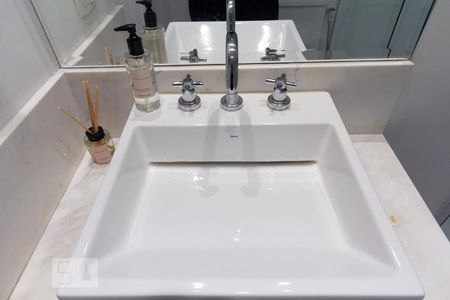 Apartamento para alugar com 110m², 2 quartos e 2 vagasBanheiro - Torneira