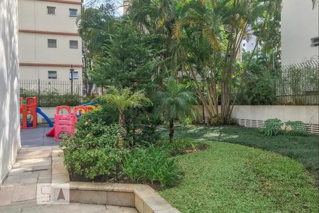 Apartamento para alugar com 110m², 2 quartos e 2 vagasÁrea Comum - Playground