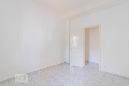 Quarto de casa para alugar com 2 quartos, 120m² em Cambuci, São Paulo