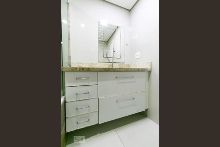 Apartamento à venda com 105m², 3 quartos e 1 vagaBanheiro da Suíte