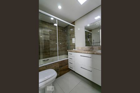 Apartamento à venda com 105m², 3 quartos e 1 vagaBanheiro da Suíte