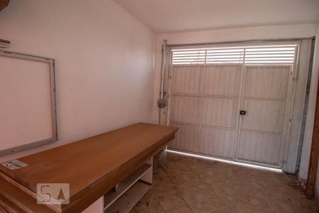 Casa para alugar com 171m², 4 quartos e 3 vagas Casa para alugar com 171m², 4 quartos e 3 vagasGaragem 2