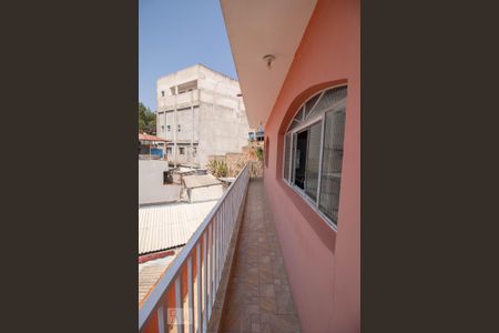 Casa para alugar com 171m², 4 quartos e 3 vagas Casa para alugar com 171m², 4 quartos e 3 vagasVaranda 2