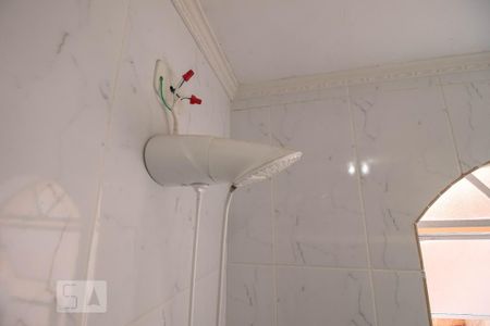 Casa para alugar com 171m², 4 quartos e 3 vagas Casa para alugar com 171m², 4 quartos e 3 vagasBanheiro 2