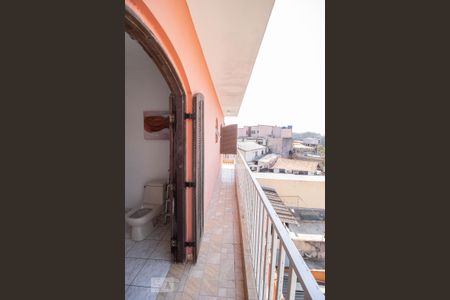Casa para alugar com 171m², 4 quartos e 3 vagas Casa para alugar com 171m², 4 quartos e 3 vagasVaranda do quarto 2