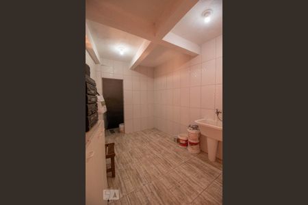 Casa para alugar com 171m², 4 quartos e 3 vagas Casa para alugar com 171m², 4 quartos e 3 vagasLavanderia