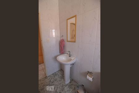 Casa para alugar com 171m², 4 quartos e 3 vagas Casa para alugar com 171m², 4 quartos e 3 vagasBanheiro do quarto 3