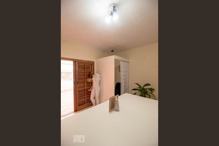 Casa para alugar com 171m², 4 quartos e 3 vagas Casa para alugar com 171m², 4 quartos e 3 vagasQuarto 3