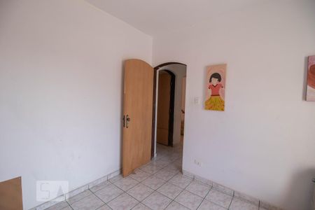 Casa para alugar com 171m², 4 quartos e 3 vagas Casa para alugar com 171m², 4 quartos e 3 vagasQuarto 2