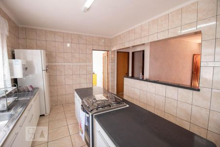 Casa para alugar com 171m², 4 quartos e 3 vagas Casa para alugar com 171m², 4 quartos e 3 vagasCozinha