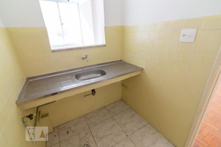 Cozinha de kitnet/studio para alugar com 1 quarto, 28m² em São Cristóvão, Rio de Janeiro