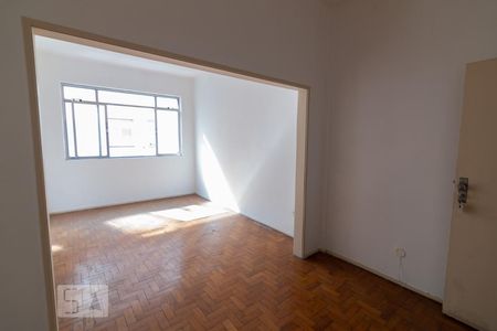 Sala/Quarto de kitnet/studio para alugar com 1 quarto, 28m² em São Cristóvão, Rio de Janeiro