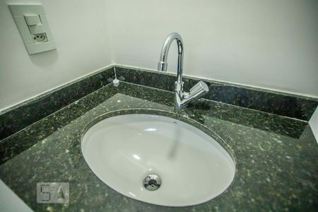 Banheiro - Torneira de apartamento para alugar com 1 quarto, 25m² em Mirandópolis, São Paulo