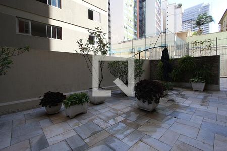 Área Comum - Hall Social de apartamento para alugar com 2 quartos, 99m² em Pinheiros, São Paulo