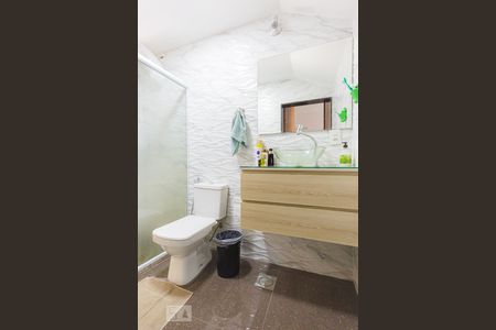 Banheiro da Suíte 1 de casa de condomínio à venda com 3 quartos, 350m² em Taquara, Rio de Janeiro